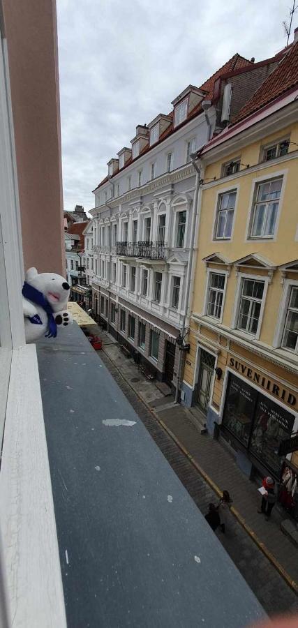 Cozy Apartment On The Town Hall Square Talin Exterior foto